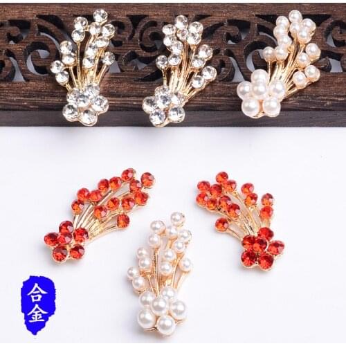 60pcs white and red color Alloy Material rhinestone Leaf Charm Flower pendant For Head DIY Wedding Handmade Jewelry Making