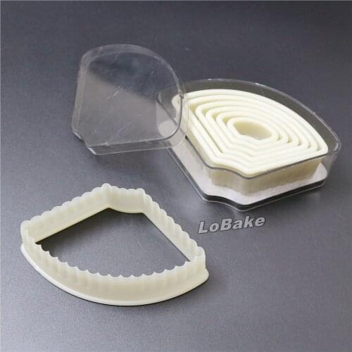 7pcs/set) Fluted Edge Fan-shaped High Quality Beige Nylon Plastic candy biscuit Cookie cake cutter for DIY baking accessories
