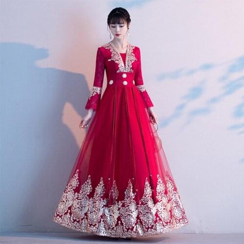 A-Line V Neck Appliques Evening Dresses Long Elegant Women Party Dresses Formal Chinese Bride Wedding Evening Gown Lace Vestido