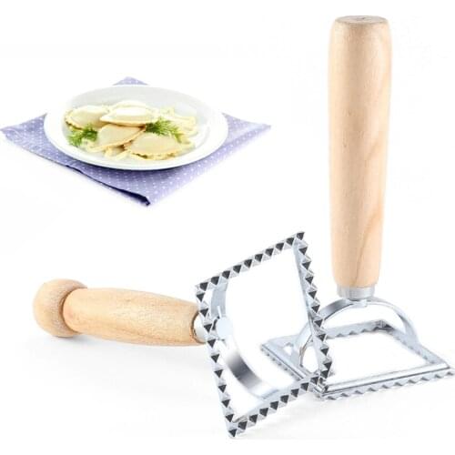 Classical Italian Square Pasta Cutter Kitchen Pasta Mold Tool Ravioli Stamp Cutter With Beach Wooden Handle