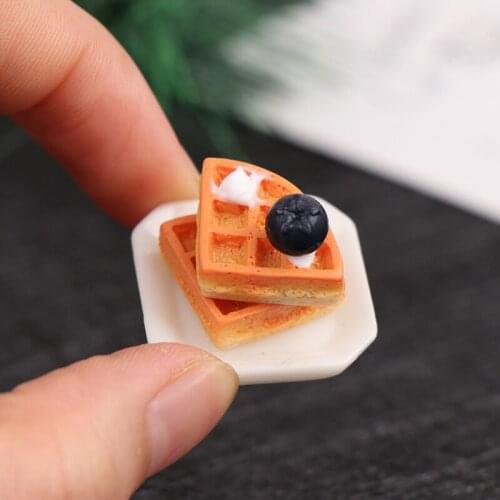 1/12 Dollhouse Miniature Accessories Mini Blueberry Waffle Model Simulation Toys Doll Kitchen Food Accessories