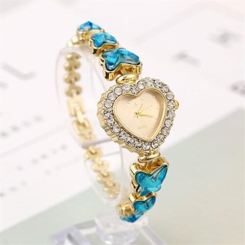 2018 New Fashion Casual Womens Watches Luxury Crystal Ladies' Bracelet Quartz Wristwatches relogio feminino Heart-shaped Green