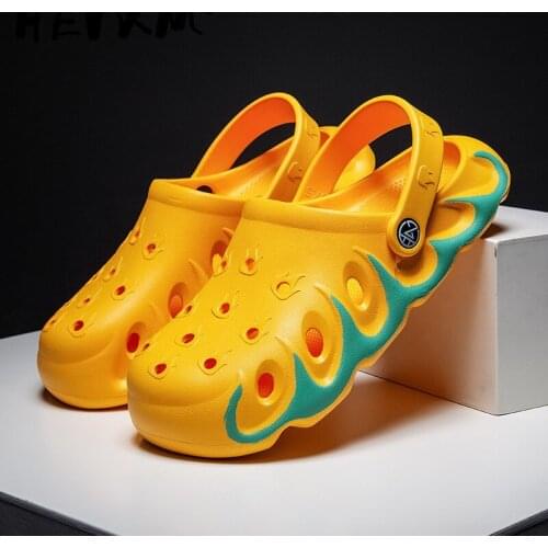 2021 New Clogs Slippers Beach Shoes Men Couples Women Breathable Summer Wading EVA Soft Fires Sole Slippers Flat Boys Outdoor