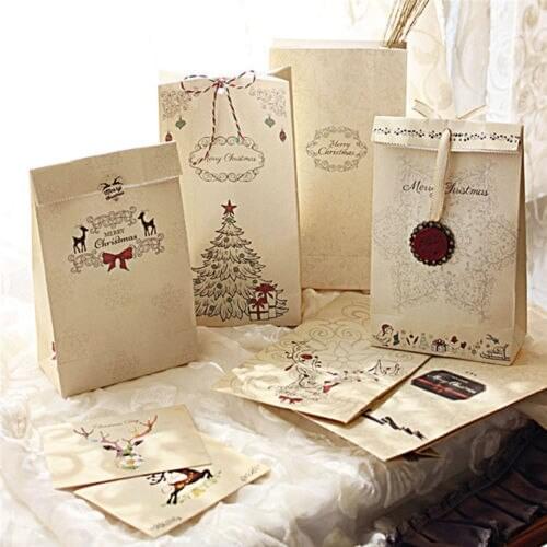 8 Pcs Kraft Paper Christmas Gift Bags Xmas Party Holiday Cookies Present Gift Bag Luxury Wedding Bag
