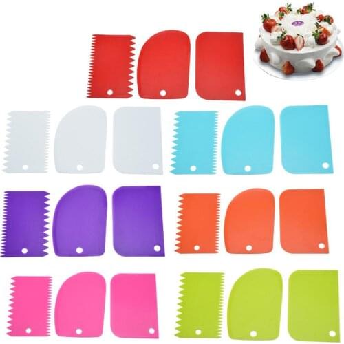 3 Pieces/Set Cream Cake Scraper Dough Cake Fudge Scraper Cake Decoration Baking Tool Pastry Scraper Serrated Edge Cutter