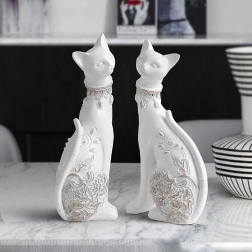 EUROPEAN CUTE RESIN CAT FIGURINES HOME DECORATION CREATIVE WEDDING GIFT CRAFTS ANIMAL STATUES HOME ROOM TABLE SCULPTURES DECOR