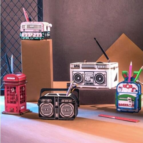 SumParvenu Desktop Accessories