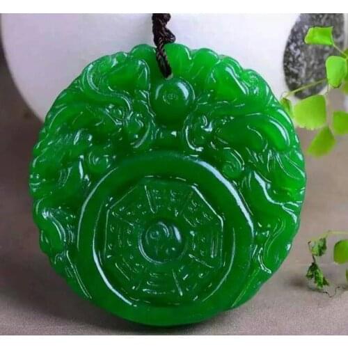 And Tian Yu Biyu spinach green Yin yang Yupei gossip pendant double dragon play beads gossip tai chi pendant pendant