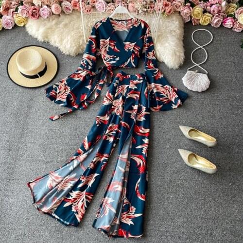 Summer new Fashion women V-neck temperament short print top flared sleeve two-piece high-waist wide-leg pants split long pants