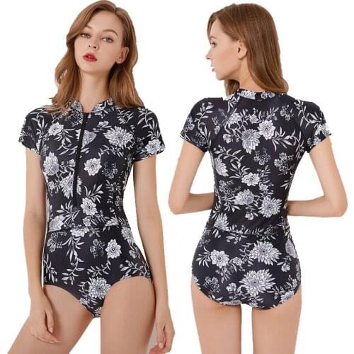 Vintage Women One Piece Swimsuit Floral Print Short Sleeves Swimwear Slim Surfing Diving Swimwear Female Bathing Suit Beachwear