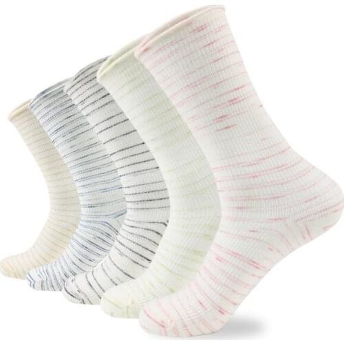 DONG AI 1 Pair Women Socks Japanese Fashion New Autumn Winter Harajuku Candy Color Striped Sock Medias Combed Cotton Funny Socks