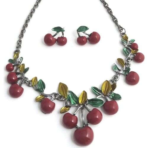 Clavicle Chain Cross Border Cherry Necklace Earrings Set Female New Accessories Wholesale Wedding Fruit Jewelry Set Accessories