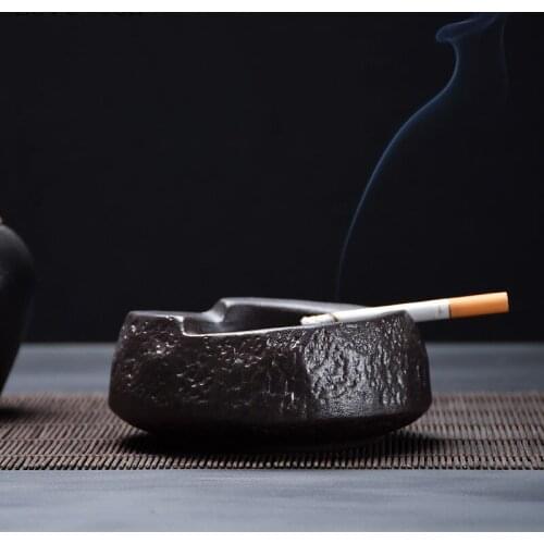 Retro ashtray creative home living room coffee table ceramic ashtray home office Chinese personality windproof cylinder