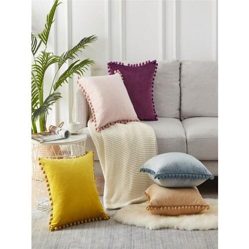 Pet Blanket Cute Dog Bed Mats Soft Flannel Fleece Warm Sleeping Beds Cover Mat For Puppy Cat Supplies Dog Sofa Cushion Home Rug