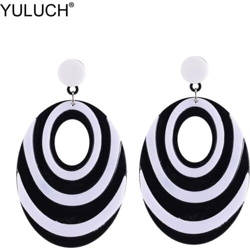 YULUCH 2019 Fashion Women Oval Plastic Printed Black White Stud Earrings Ethnic African Indian Statement Earrings Jewelry Party