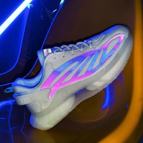 2021 Blade Running Shoes Men Breathable Luminous Sneakers Antiskid Damping Outsole Athletic Sports Shoes Run Zapatillas 39-46