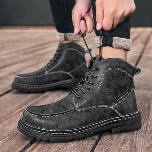 Men Boots 2021 Autumn Winter Fashion Boots Casual Shoes Men Comfy Outsole Mens Boots Brand Classic Mens Shoes