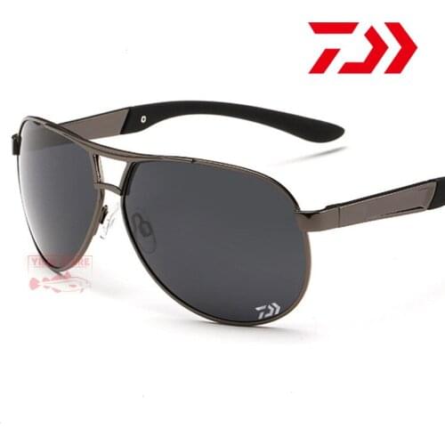 2021 New Daiwa Men Fishing Polarized Sunglasses UV Protection Goggles Eyewear Outdoor Sports Windproof Sand Goggle Sun Glasses