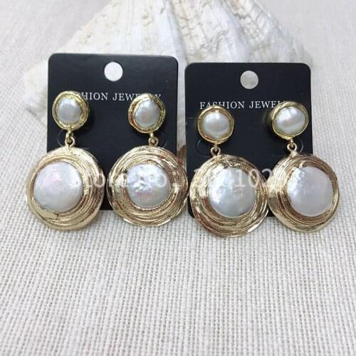 European and American fashion style pearl earrings simple and atmospheric earrings accessories
