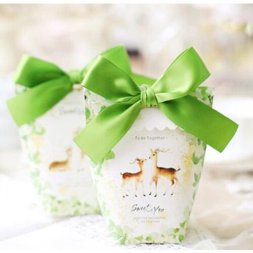 50 Pcs European Sika Deer Couple Wedding Favors Candy Boxes Bomboniera Sachet Party Gift Box Paper Candy Gift Bags Giveaways Box