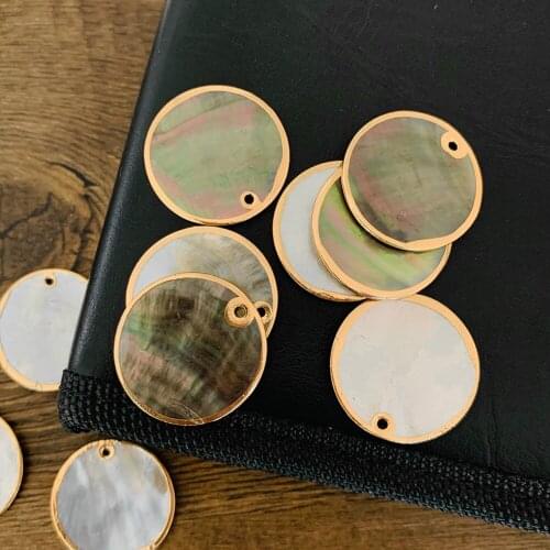 Natural Shell-rimmed Single-hole Beads DIY Jewelry Necklace Earrings Accessory Wedding Dress Clothing Loose Beads Tassel Pendant