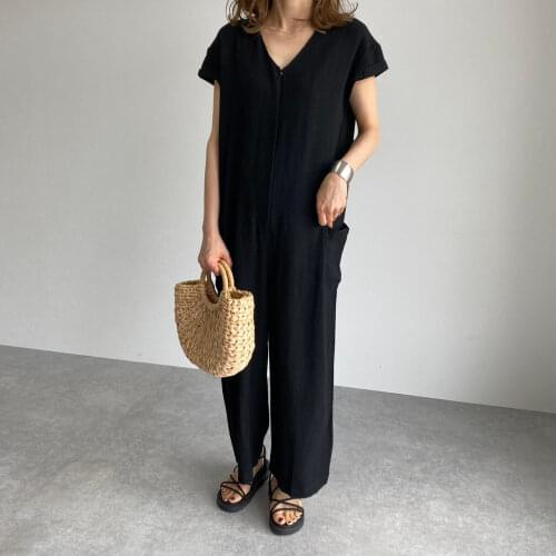 Japanese Style Fashion Simplicity Solid Color V-neck Summer Womens Rompers Loose Casual Pocket 2021 Summer New