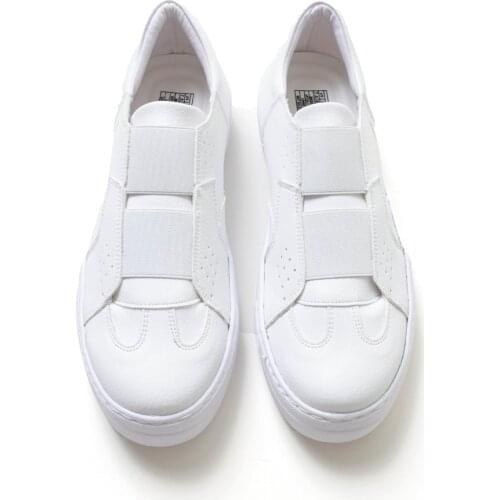 Chekich Men Casual Shoes for Men Sport High Sole Shoes Lace-up Men Sneakers Shoes Comfortable Flexible Fashion Style Leather Wedding Classic Shoes Breathable Walking Running Sneakers Tenis Zapatillas Hombre CH033