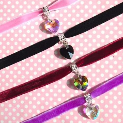 Original Colorful Velvet Choker Necklace Pink Heart Black Crystal Rope Chain Statement Jewelry Retro for Women Party Gift