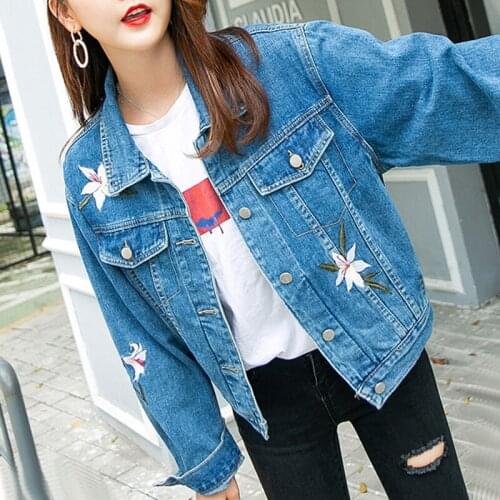 Korean Fashion Jeans Coat Women Spring Autumn Flower Embroidery Romper Denim Jacket Ladies Harajuku Kawaii Jean Jacket 2021