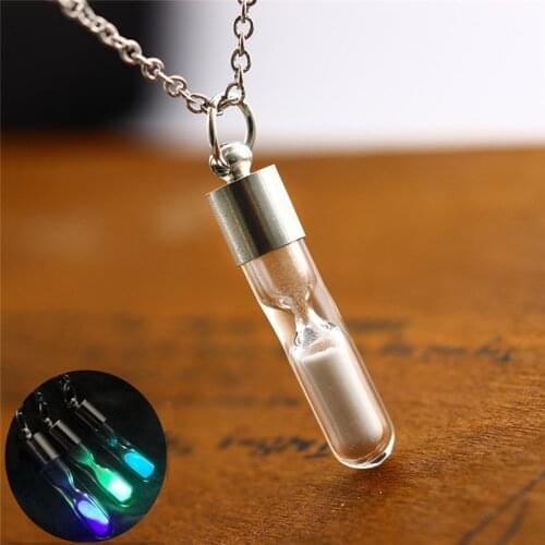 Fashion Hourglass Drifting Bottle Pendant Creative Luminous Stone Necklace Quicksand Wishing Bottle Jewelry