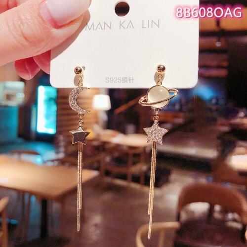 East gate new star moon asymmetrical tassel earrings Korean temperament web celebrity personality joker super fairy earrings