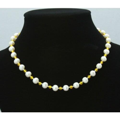 Free Shipping Fashion 7-8mm Natural White Akoya Freshwater Pearl 4mm Yellow jade Necklace 18"