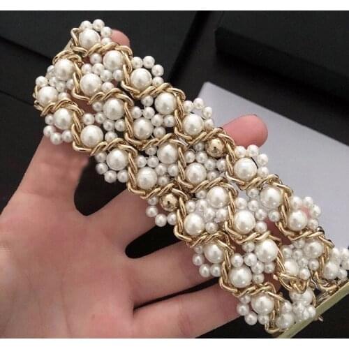 Fashion Brand Jewelry High Quality Pearl Beaded Flower Shape Wide Edition Bracelet Bracelet for Ladies Party Jewelry