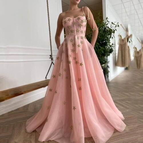 UZN Pink Prom Dress Sweetheart Golend Stars Glitter Appliques One Shoulder Straps Pleated Pockets Saudi Arabia Evening Dress