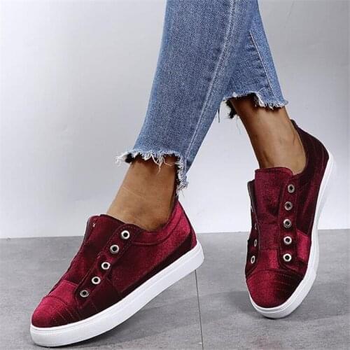 Designer suede plus size womens shoes 2021 new casual sports fashion womens loafers platform comfortable womens sneakers
