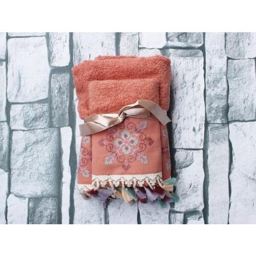 Land Of dowry Umay Embroidered 2 Li Towel Set Color Rose
