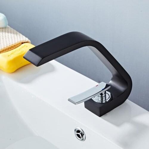 Bathroom Sink Basin Faucet Deck Mount Bright Chrome Washing Basin Mixer Water Taps Creative Hot Cold Water Crane Mixers