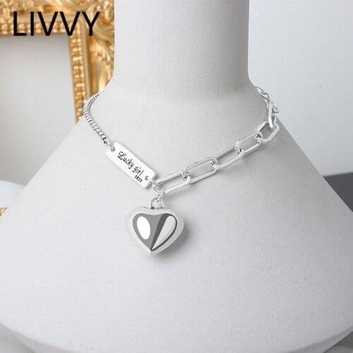 LIVVY Bracelets On The Leg