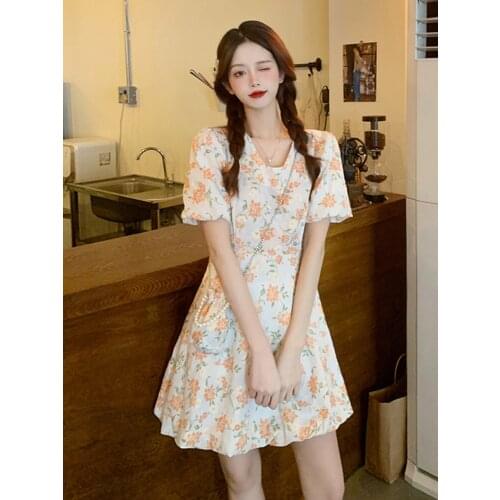Spring and Summer Chiffon Dress Female V-neck Floral Short Skirt Sweet Lantern Sleeves Slim 2021 New Ladies Dress