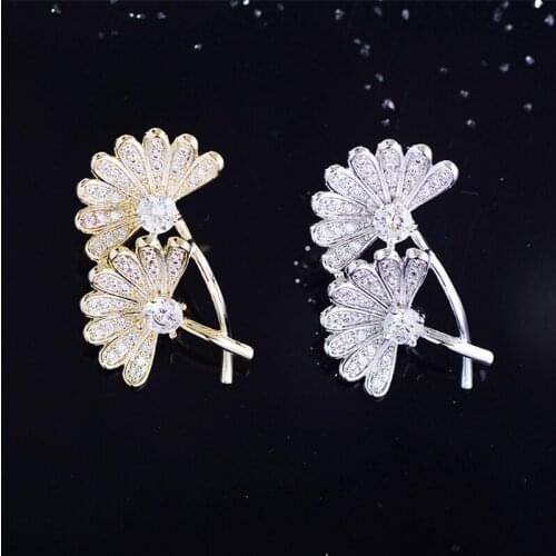 Japan and Korea Cute Ginkgo Leaf Zircon Small Brooch Stylish Buckle Lapel Pins Coat Suit Decoration Jewelry Pin for Women Men