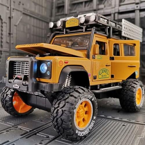 1:28 Land Rover Defender Off-Road Vehicle Alloy Car Decoration Simulation Car Model Sound and Light Shock Absorber Toy Boy Car