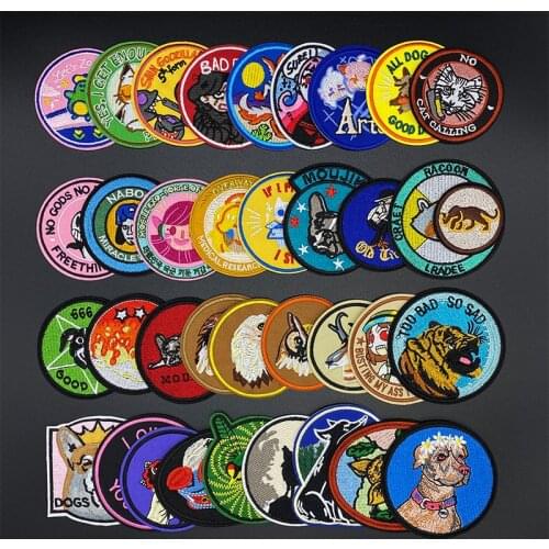 Round Cartoon Cat dog lovely Animal Embroidery Patches For Clothing DIY Iron On Patches On Clothes Eagle wolf Patch Custom Patch