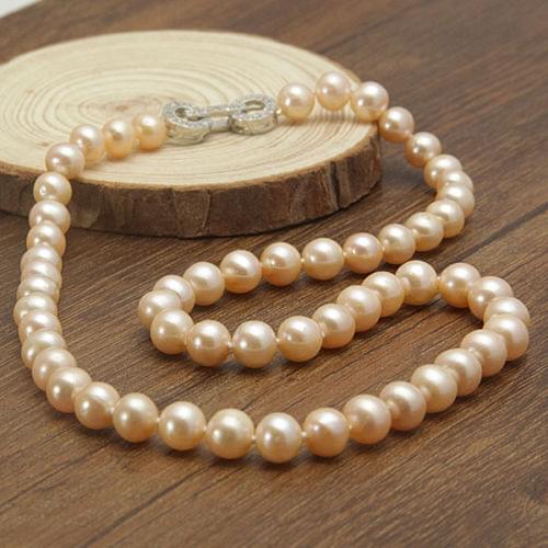 AAA 8-9mm Pink Round Freshwater Cultured Pearl Necklace