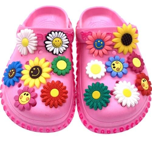 1PCS Plant Flower Shoes Charms PVC Croc Decoration Sunflower Hole Slipper Wristband Accessories Buckle Girls BB Gifts