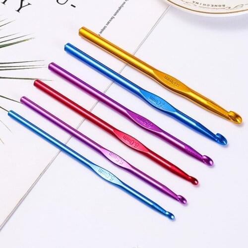 12pcs Metal Handle Crochet Hook Knitting Needles Set Crocheting Needle Tool Aluminum Colored Crochet Sweater Knitting DIY Crafts