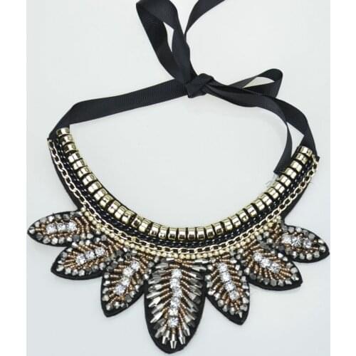 European and American Fashion Bohemia Short Colorful crystal Stone Manual Colorful Beads Pendant Necklace Fake Collar Joker