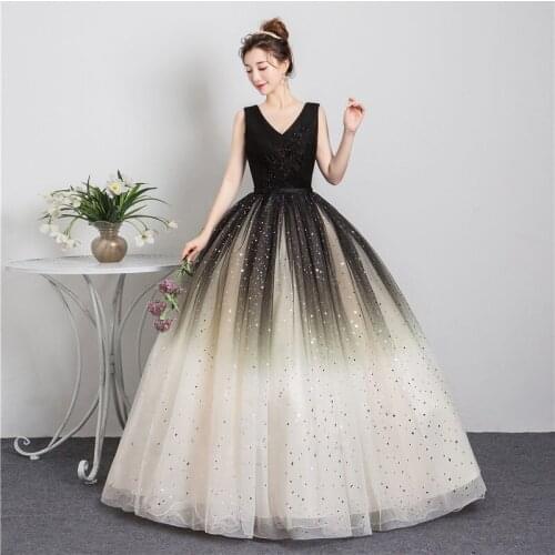 Quinceanera Dresses 2020 New Elegant Party Prom Formal V-neck Ball Gown Vintage Lace Vestidos Robe De Bal Vestidos De 15