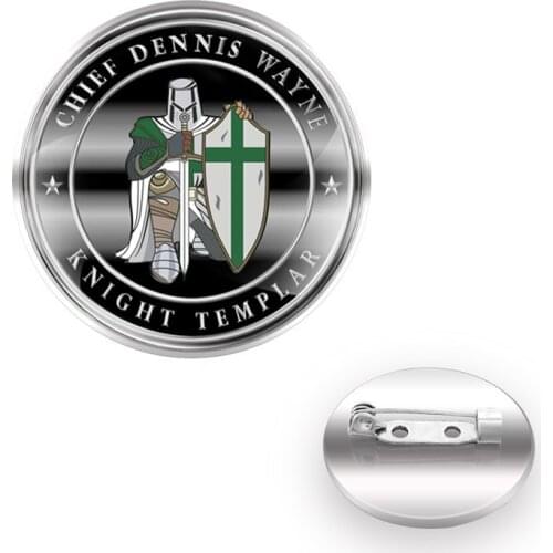 2021 New Fashion Knights Templar Pattern Brooches Decoration Collar Pin Glass Convex Dome Women Men Fashion Accessories Gift