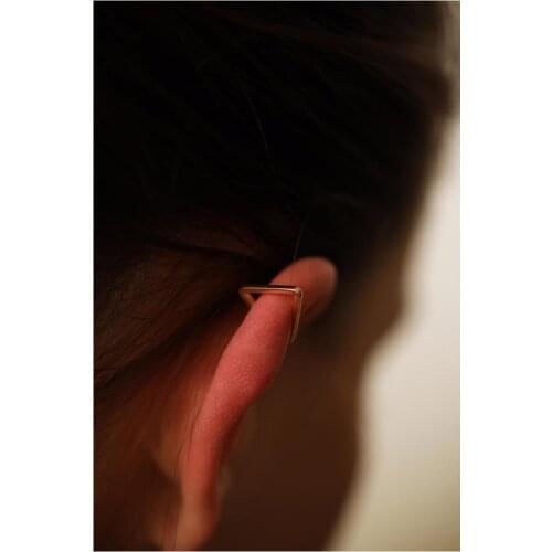 SRO Fashion Triangle Model Rose Silver Cartilage Earrings Modern Design Premium Jewelry For Women Hand Made Comfort Style Wife