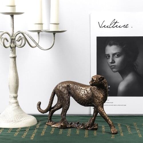 Vintage Chic Leopard Sculpture Nordic Modern Resin Art Home Decor Ornaments Creative Panther Statues Animal Figure Home Decor